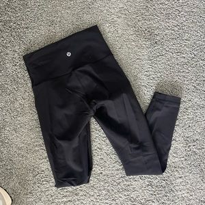 Black lululemon Wunder Under